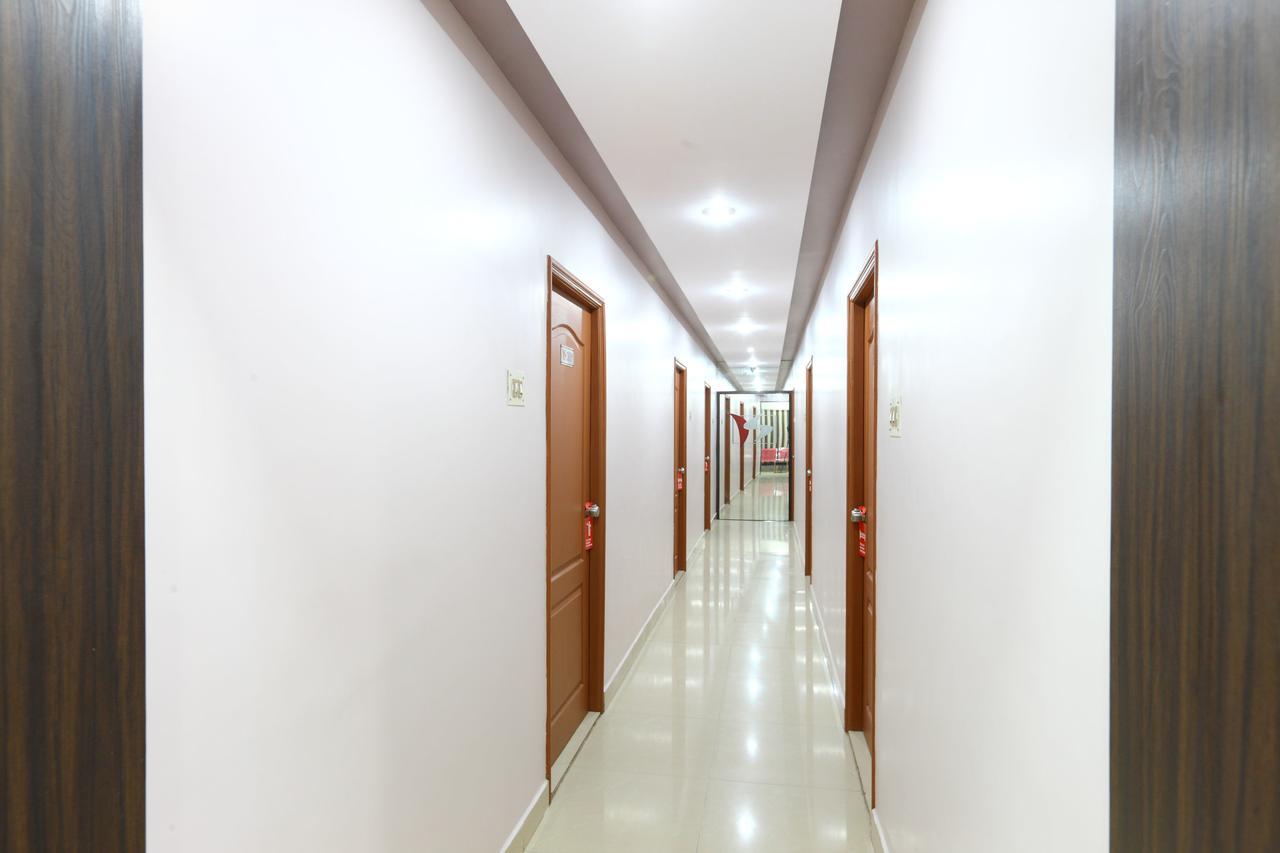Oyo 7810 Keshiv Galaxy Inn Chennai Extérieur photo